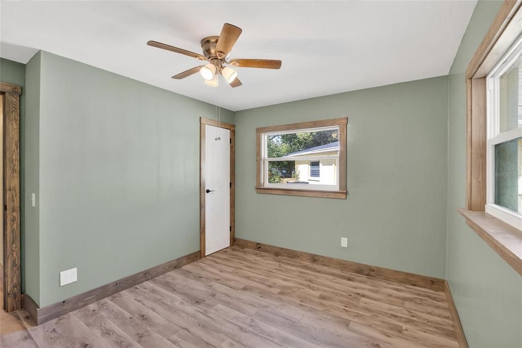 For Sale: $475,000 (3 beds, 2 baths, 1487 Square Feet)