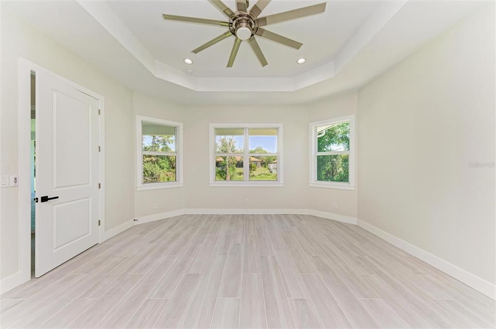 На продажу: $549,000 (3 спален, 2 ванн, 2245 Квадратных фут)