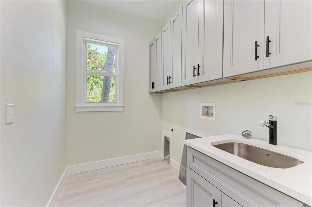 На продажу: $549,000 (3 спален, 2 ванн, 2245 Квадратных фут)