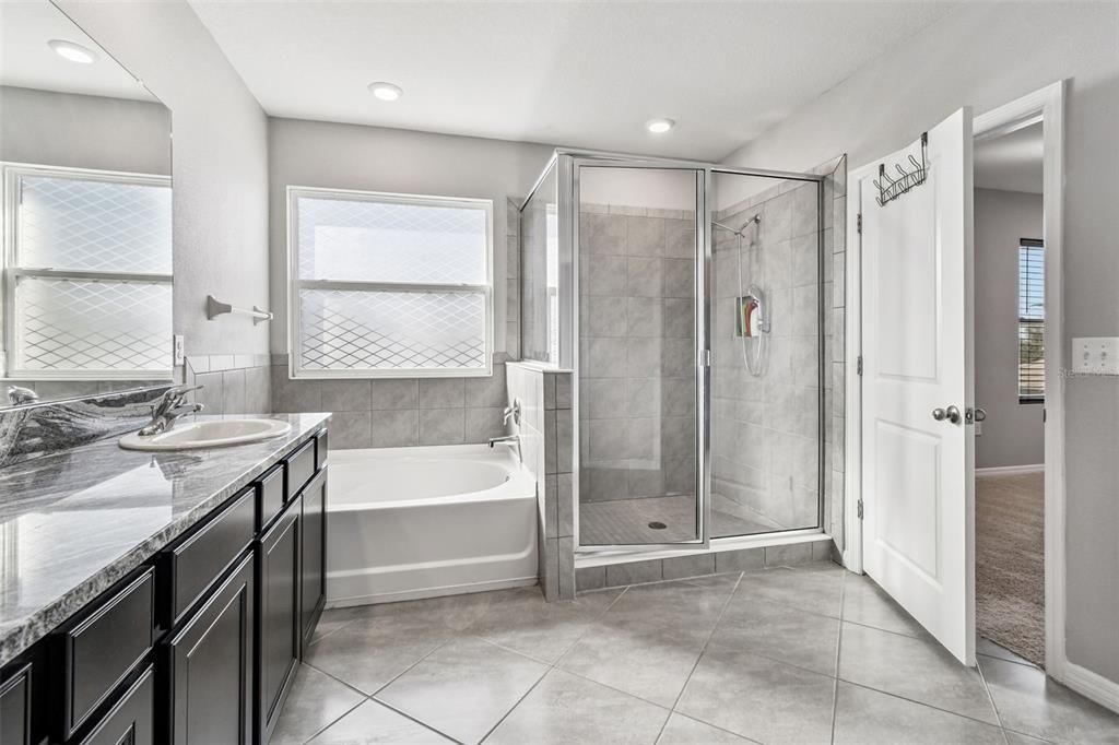 На продажу: $499,900 (4 спален, 3 ванн, 2756 Квадратных фут)