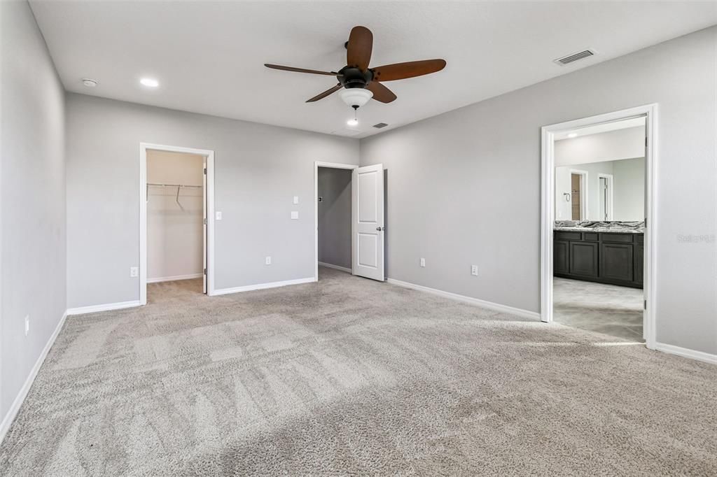 На продажу: $499,900 (4 спален, 3 ванн, 2756 Квадратных фут)