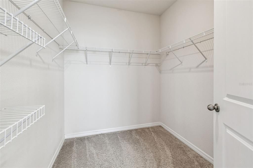 На продажу: $499,900 (4 спален, 3 ванн, 2756 Квадратных фут)