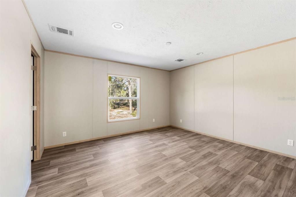 En Venta: $209,900 (3 camas, 2 baños, 1475 Pies cuadrados)