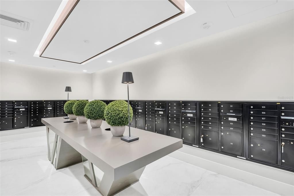 待售: $1,285,000 (2 贝兹, 2 浴室, 1663 平方英尺)