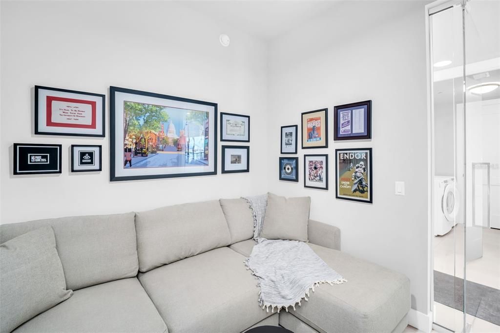 待售: $1,285,000 (2 贝兹, 2 浴室, 1663 平方英尺)