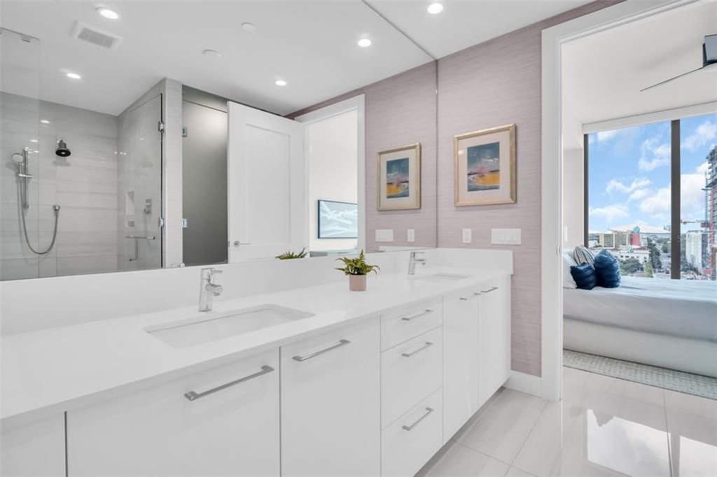 待售: $1,285,000 (2 贝兹, 2 浴室, 1663 平方英尺)