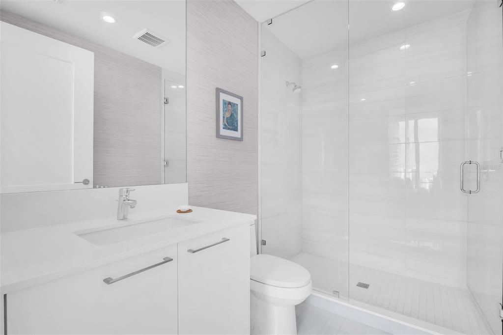 待售: $1,285,000 (2 贝兹, 2 浴室, 1663 平方英尺)