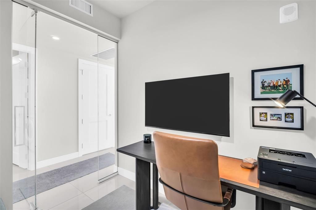 待售: $1,285,000 (2 贝兹, 2 浴室, 1663 平方英尺)