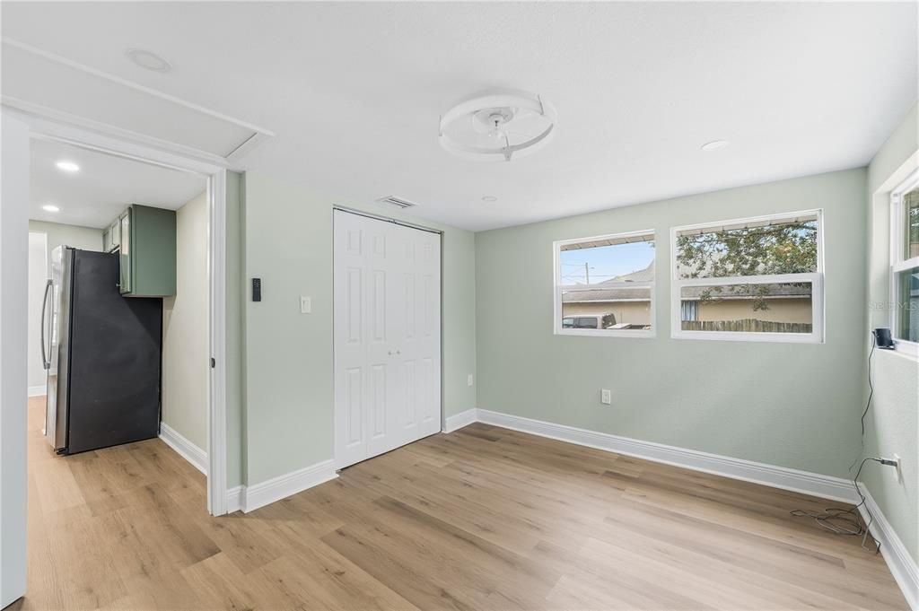 For Sale: $234,900 (3 beds, 2 baths, 1000 Square Feet)