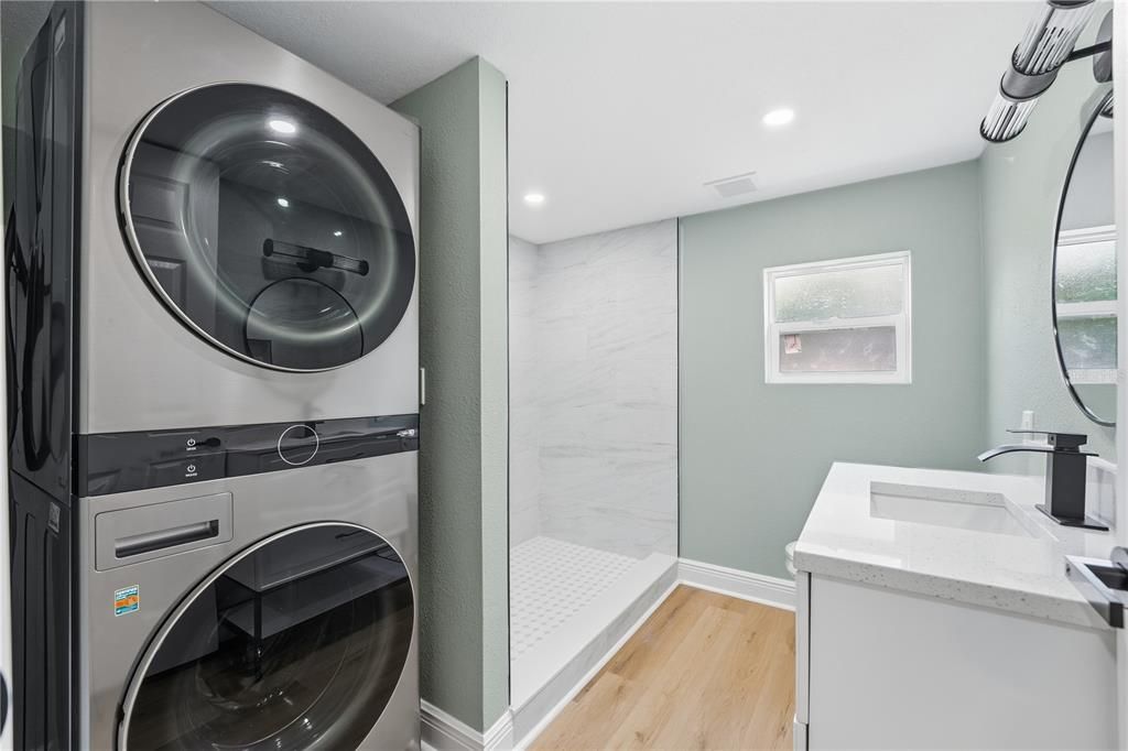 For Sale: $234,900 (3 beds, 2 baths, 1000 Square Feet)