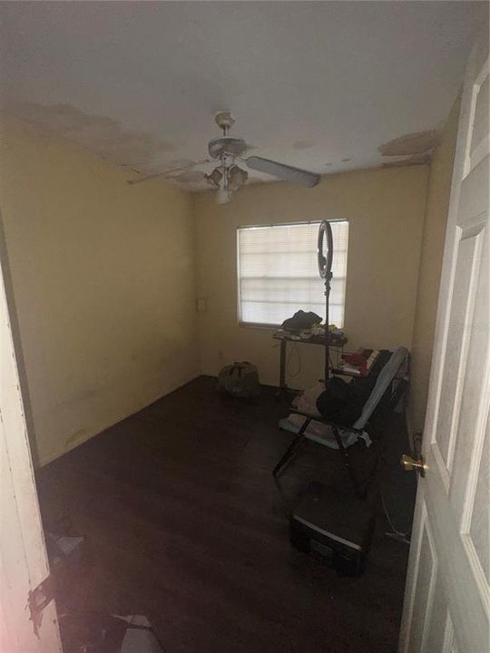 En Venta: $275,000 (3 camas, 2 baños, 1567 Pies cuadrados)