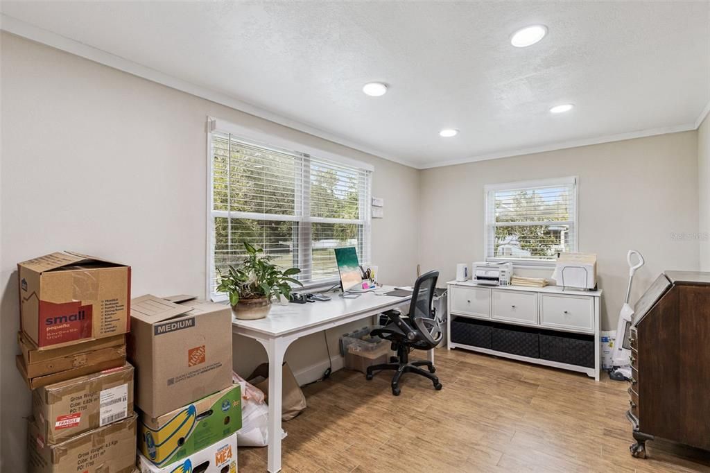 For Sale: $649,999 (3 beds, 3 baths, 2341 Square Feet)