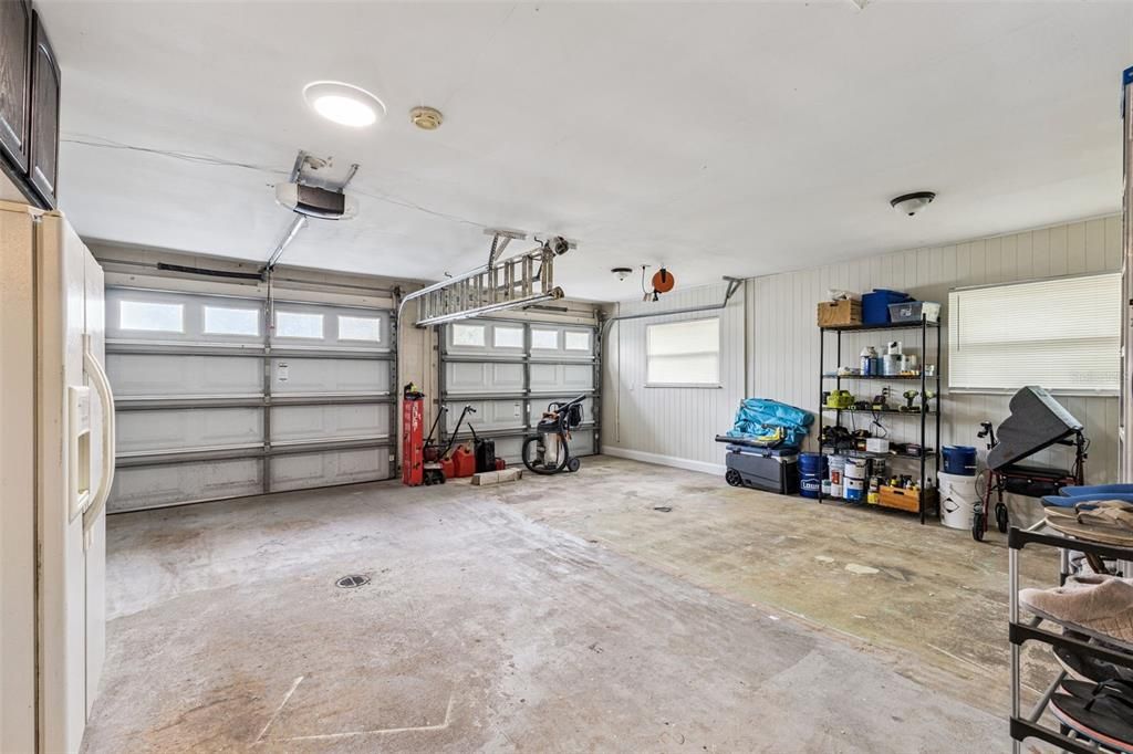 For Sale: $649,999 (3 beds, 3 baths, 2341 Square Feet)