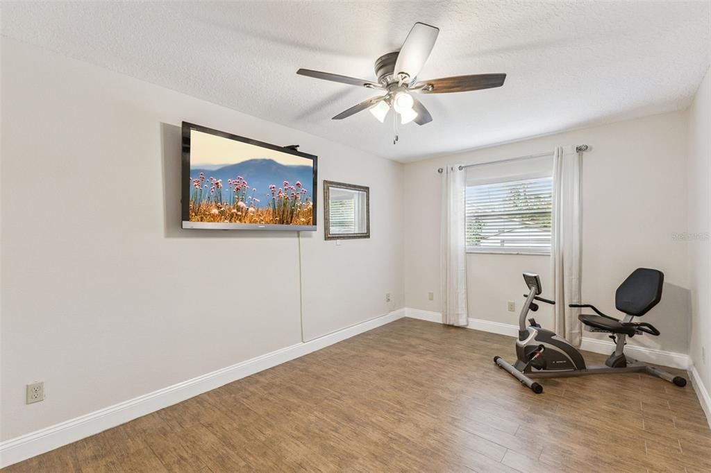 For Sale: $649,999 (3 beds, 3 baths, 2341 Square Feet)