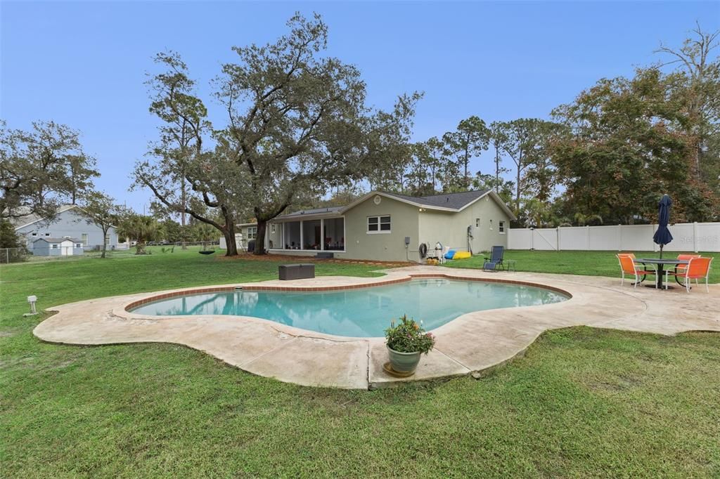 For Sale: $649,999 (3 beds, 3 baths, 2341 Square Feet)