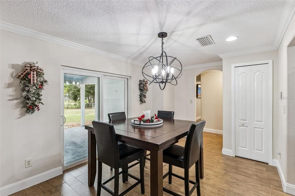 For Sale: $649,999 (3 beds, 3 baths, 2341 Square Feet)