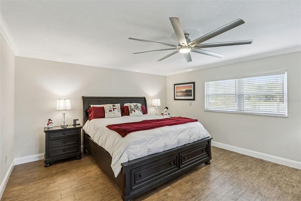 For Sale: $649,999 (3 beds, 3 baths, 2341 Square Feet)