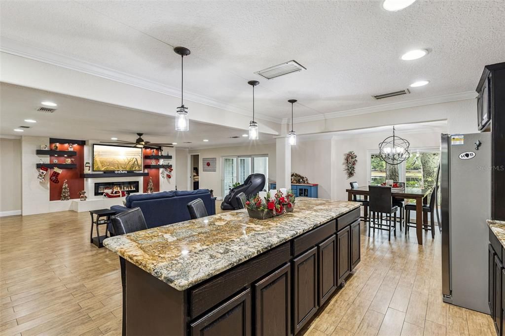 For Sale: $649,999 (3 beds, 3 baths, 2341 Square Feet)