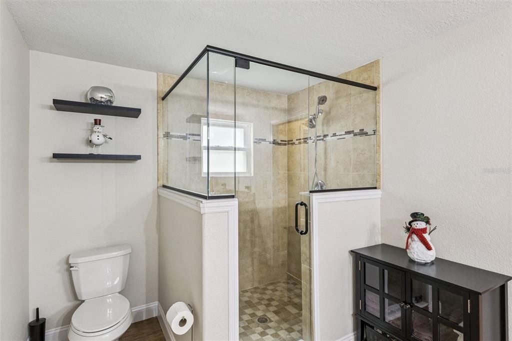 For Sale: $649,999 (3 beds, 3 baths, 2341 Square Feet)