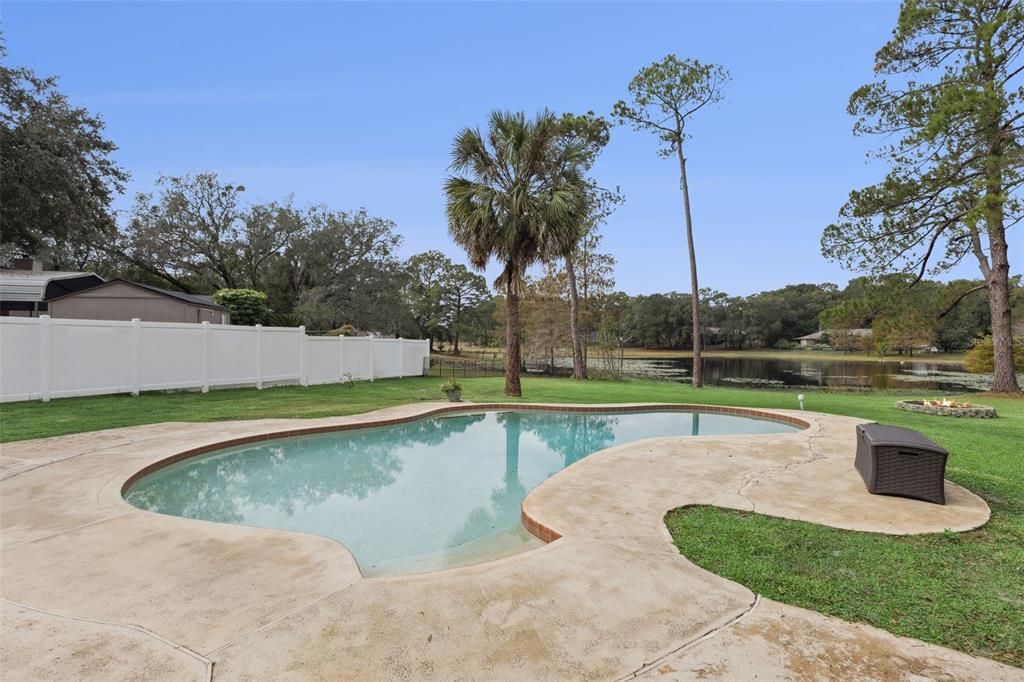 For Sale: $649,999 (3 beds, 3 baths, 2341 Square Feet)