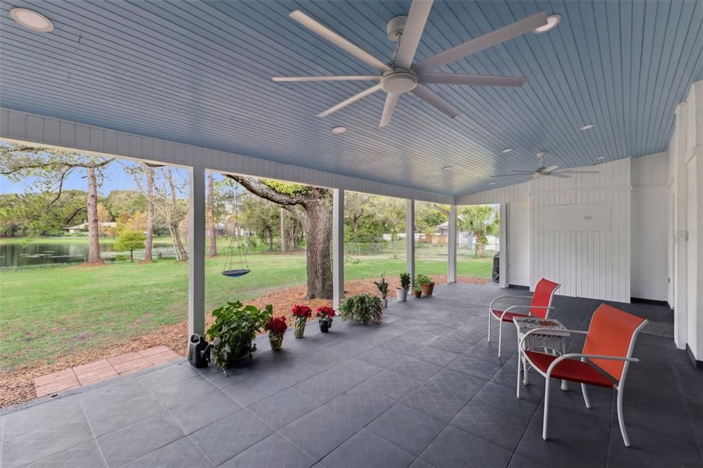 For Sale: $649,999 (3 beds, 3 baths, 2341 Square Feet)