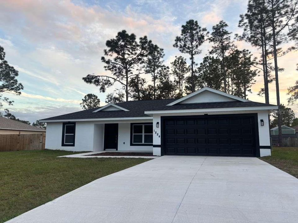 En Renta: $1,750 (3 camas, 2 baños, 1448 Pies cuadrados)