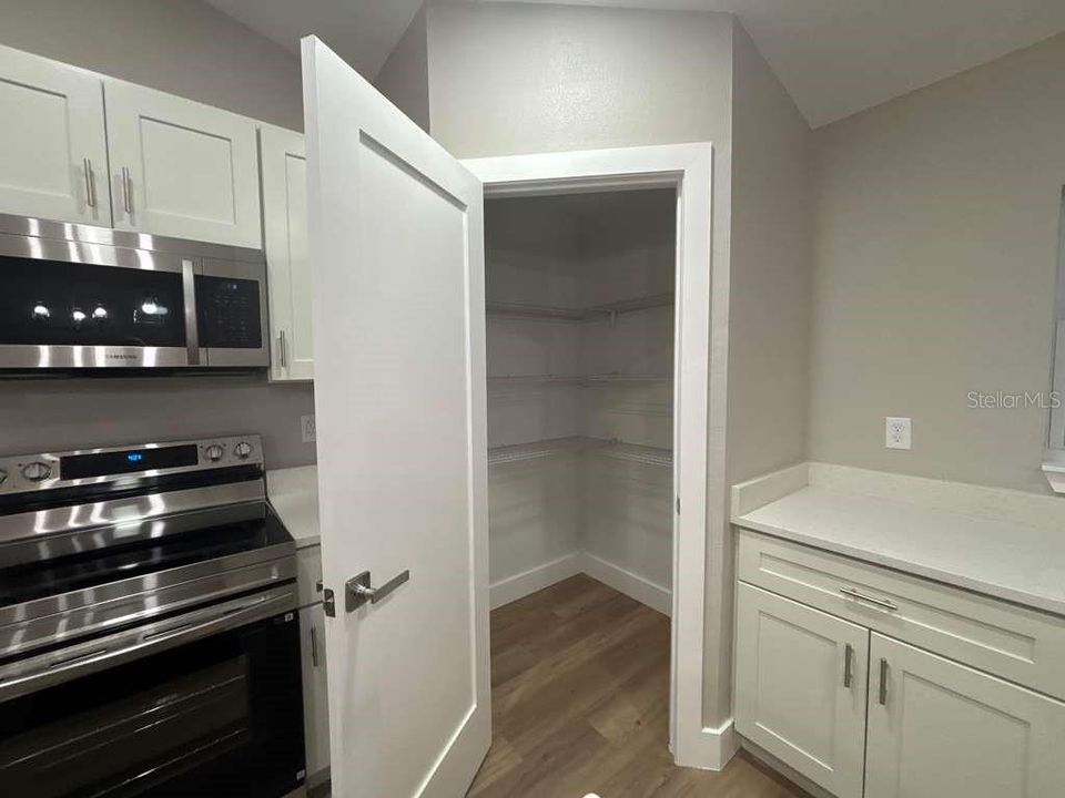 En Renta: $1,750 (3 camas, 2 baños, 1448 Pies cuadrados)