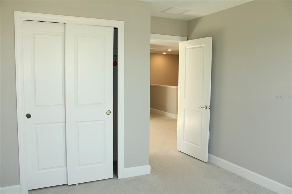 For Rent: $3,295 (5 beds, 3 baths, 2638 Square Feet)