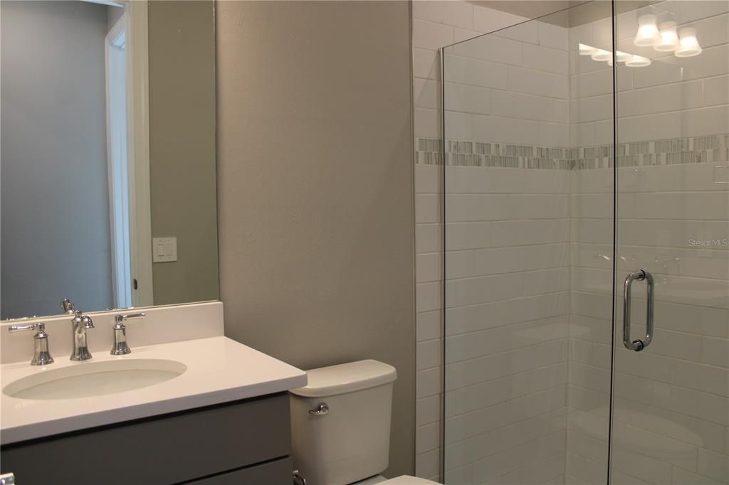 For Rent: $3,295 (5 beds, 3 baths, 2638 Square Feet)