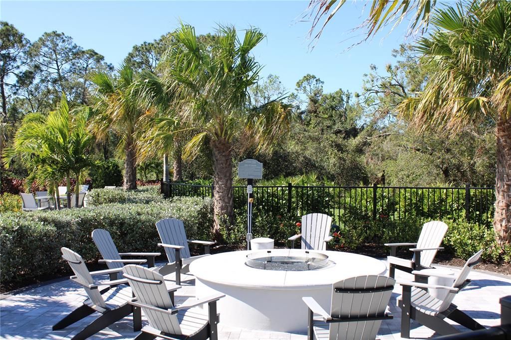 For Rent: $3,295 (5 beds, 3 baths, 2638 Square Feet)