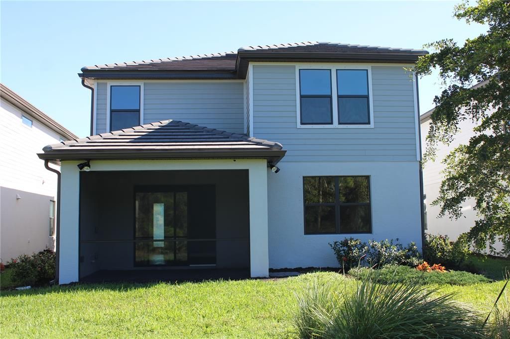 For Rent: $3,295 (5 beds, 3 baths, 2638 Square Feet)