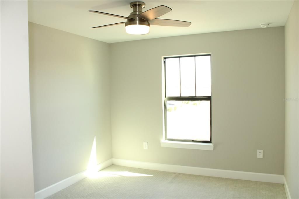 For Rent: $3,295 (5 beds, 3 baths, 2638 Square Feet)