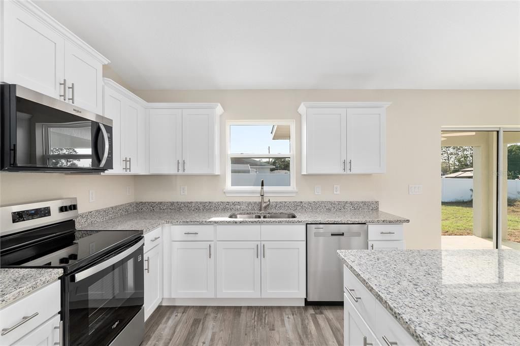 待售: $279,000 (3 贝兹, 2 浴室, 1453 平方英尺)