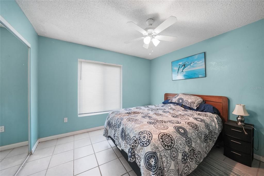 На продажу: $200,000 (2 спален, 2 ванн, 1255 Квадратных фут)