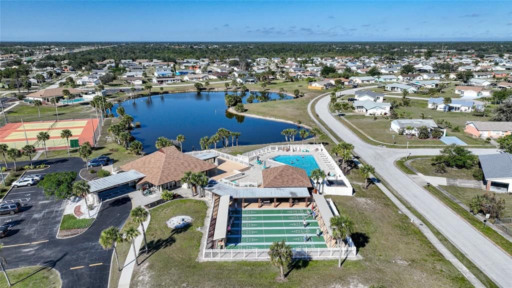 На продажу: $200,000 (2 спален, 2 ванн, 1255 Квадратных фут)