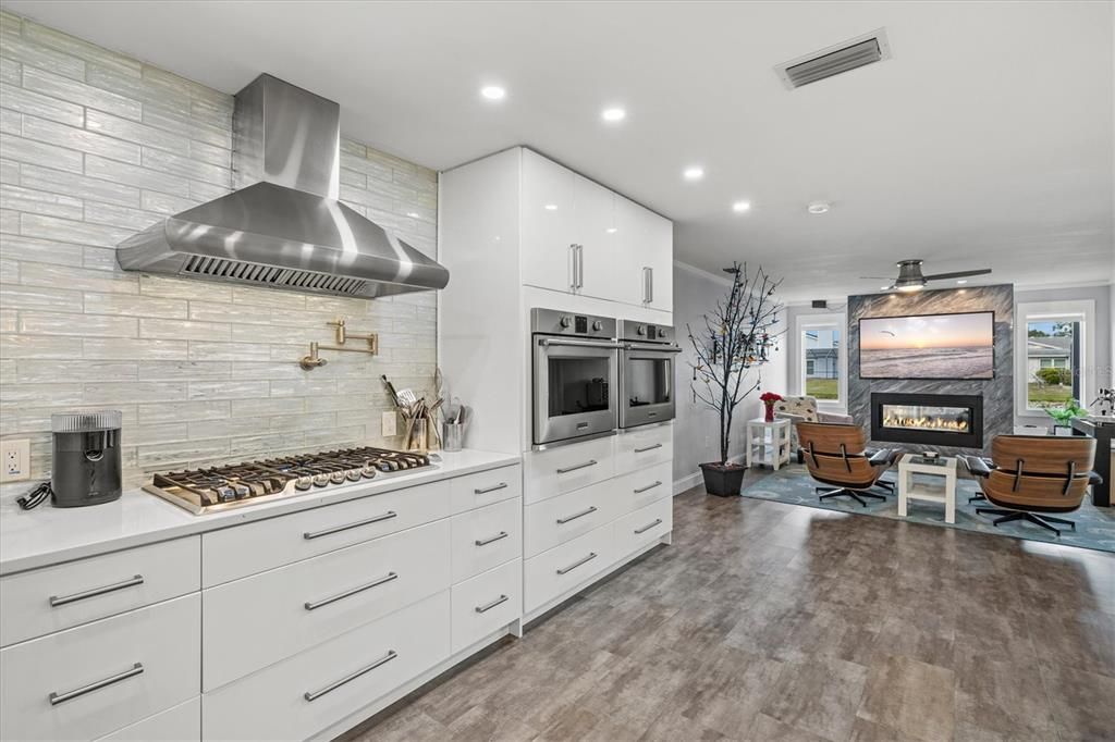 待售: $499,900 (3 贝兹, 2 浴室, 1705 平方英尺)