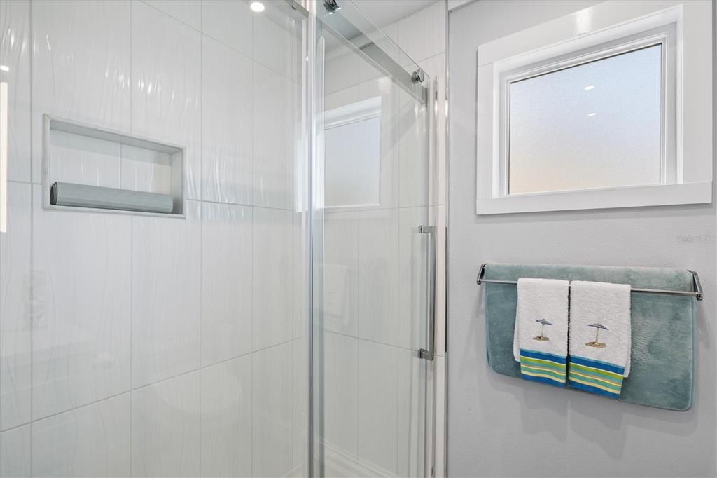 待售: $499,900 (3 贝兹, 2 浴室, 1705 平方英尺)