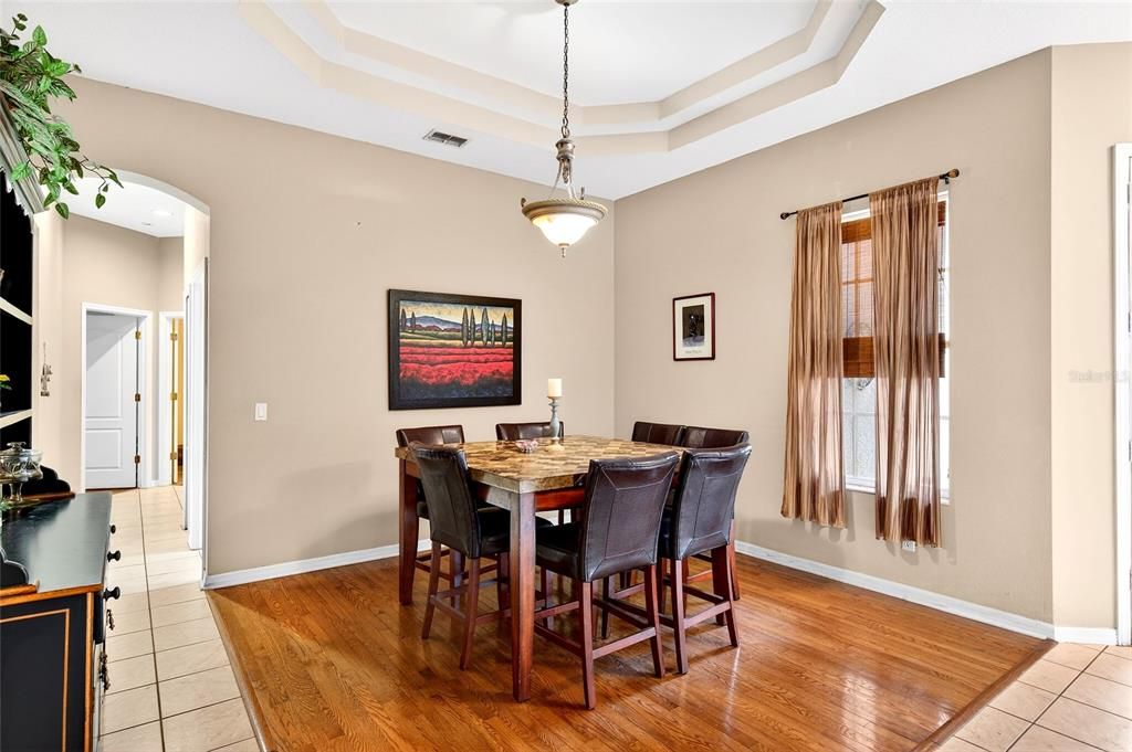 En Venta: $584,900 (4 camas, 4 baños, 3078 Pies cuadrados)