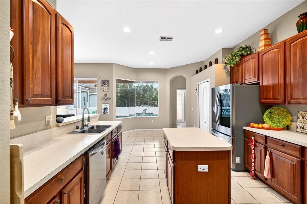 En Venta: $584,900 (4 camas, 4 baños, 3078 Pies cuadrados)