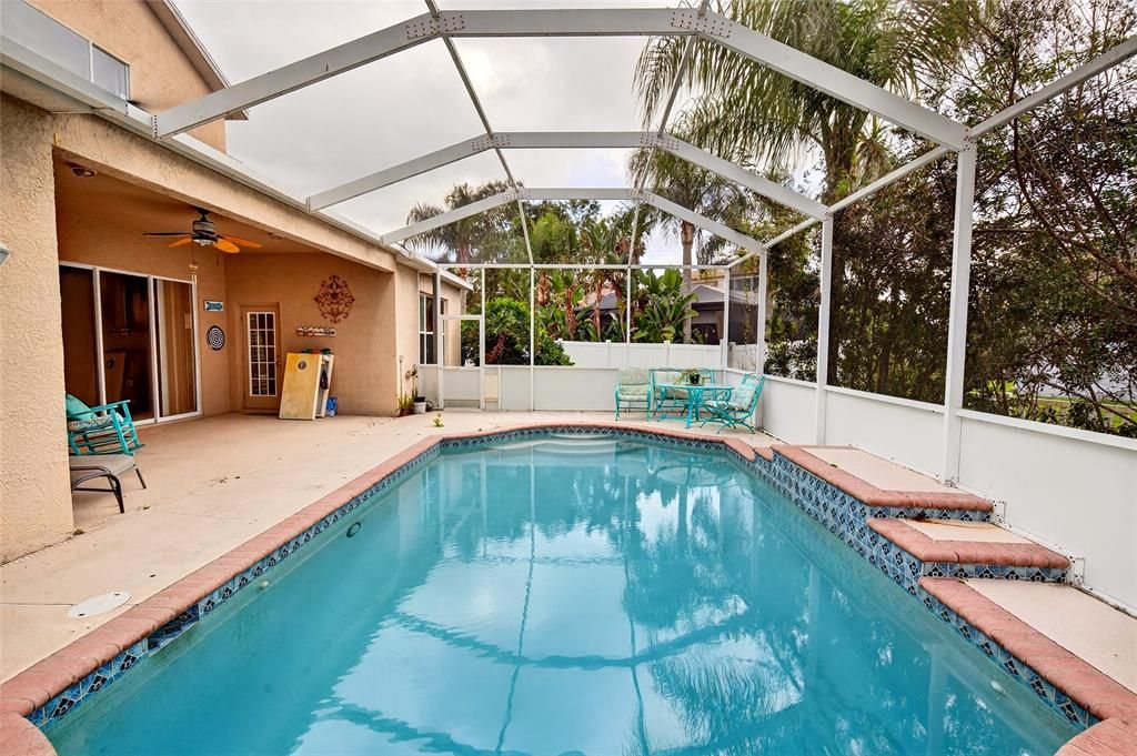 En Venta: $584,900 (4 camas, 4 baños, 3078 Pies cuadrados)