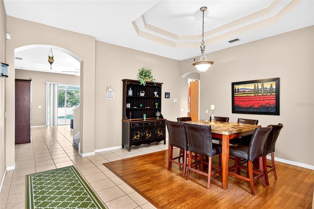 En Venta: $584,900 (4 camas, 4 baños, 3078 Pies cuadrados)