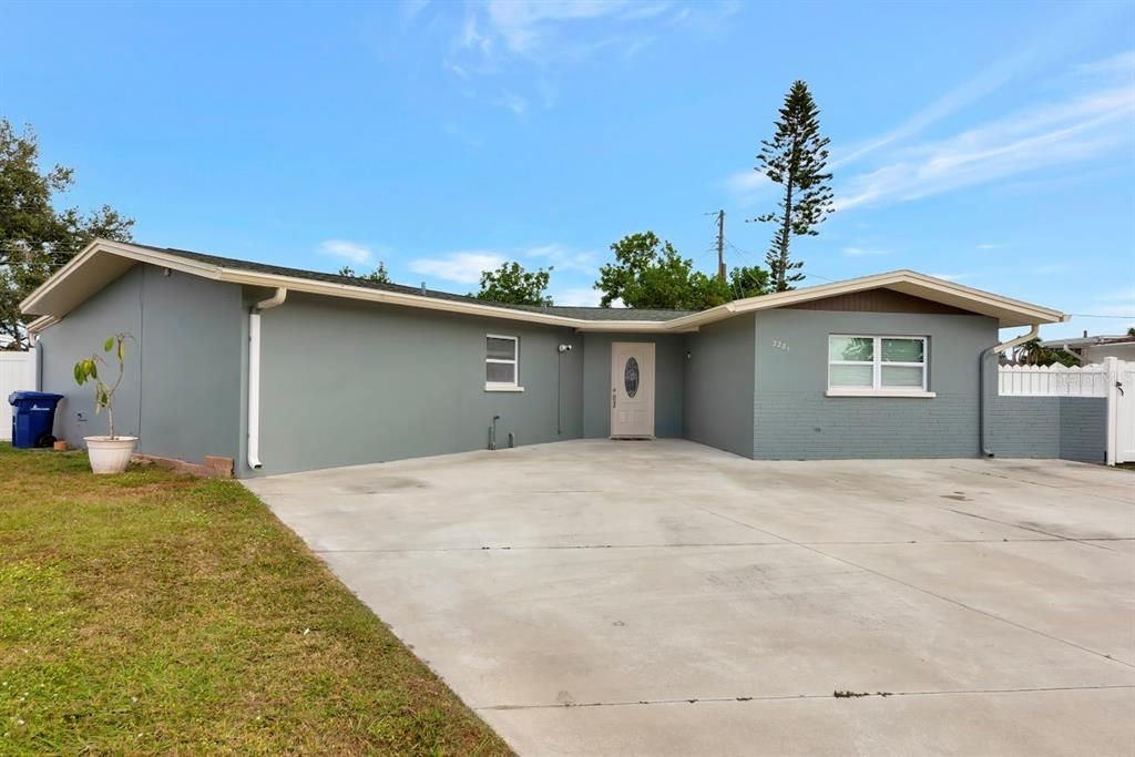 待售: $485,000 (3 贝兹, 2 浴室, 1243 平方英尺)