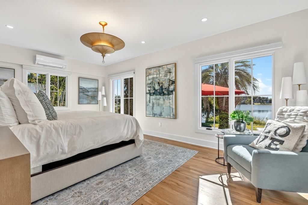 For Sale: $1,975,000 (3 beds, 3 baths, 2351 Square Feet)