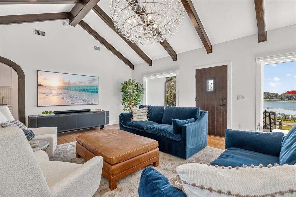 For Sale: $1,975,000 (3 beds, 3 baths, 2351 Square Feet)