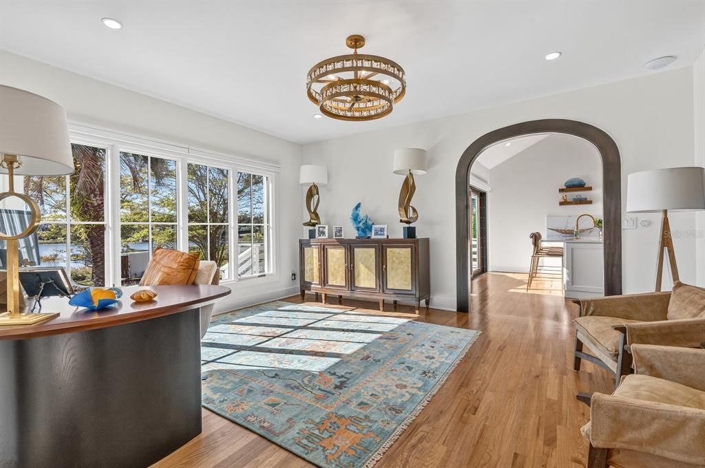 For Sale: $1,975,000 (3 beds, 3 baths, 2351 Square Feet)