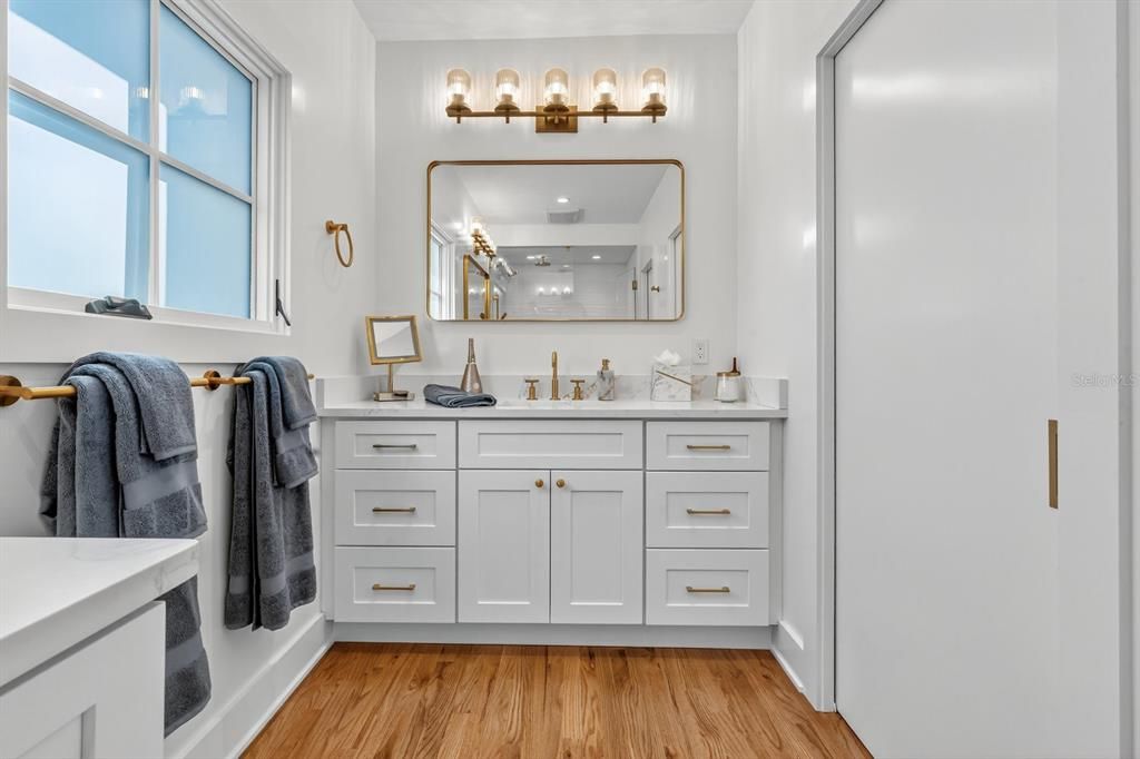 For Sale: $1,975,000 (3 beds, 3 baths, 2351 Square Feet)