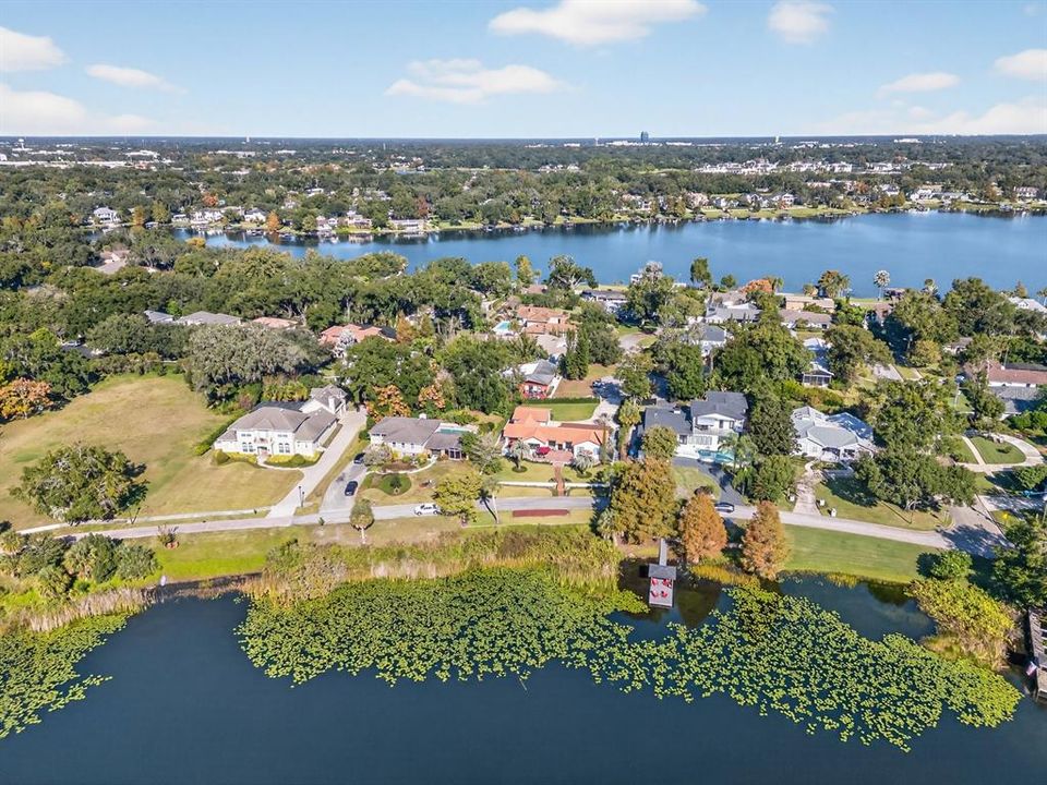 For Sale: $1,975,000 (3 beds, 3 baths, 2351 Square Feet)