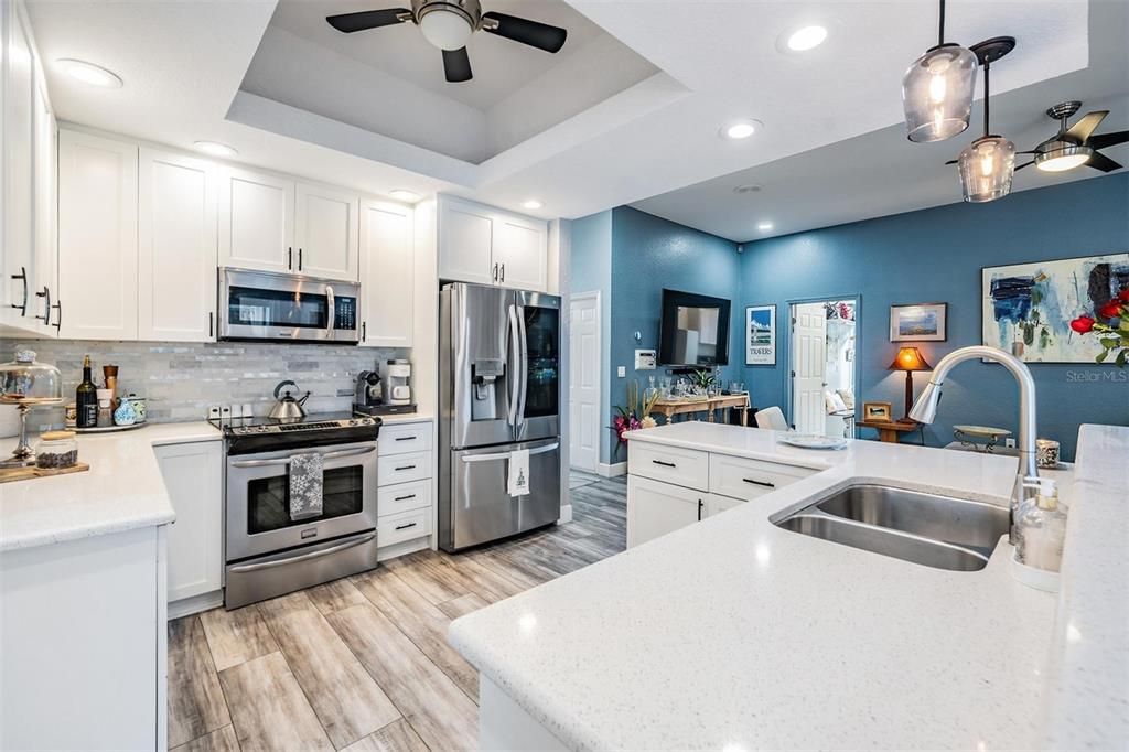 En Venta: $549,000 (3 camas, 2 baños, 2053 Pies cuadrados)