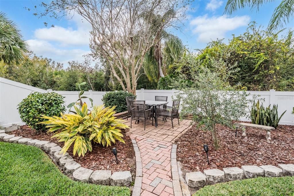 En Venta: $549,000 (3 camas, 2 baños, 2053 Pies cuadrados)