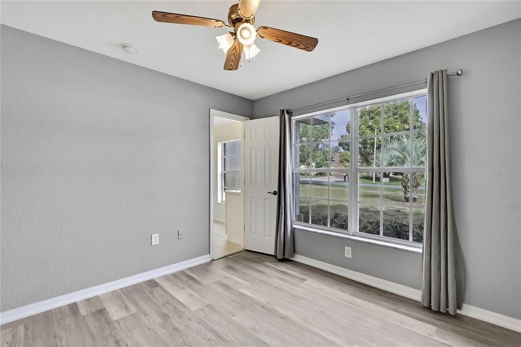 For Rent: $2,195 (3 beds, 3 baths, 1974 Square Feet)